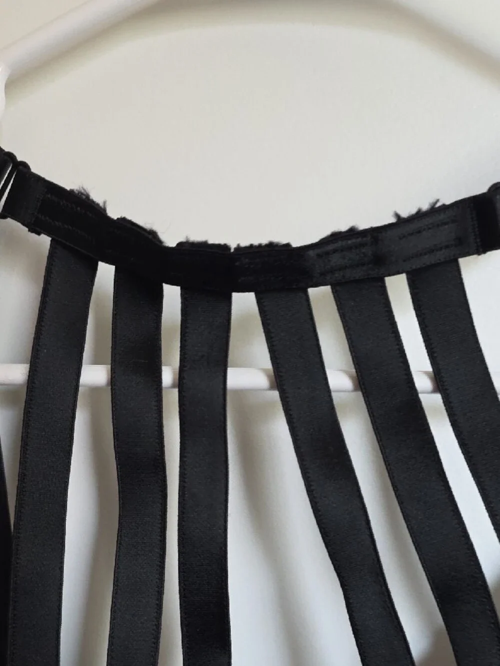 Victoria's Secret Black Floral Multi-Strap T-Shirt Bra